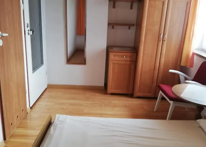 Krysztal Homestay szállás
