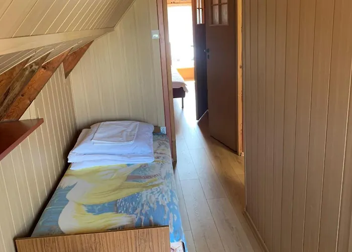 Krysztal Homestay szállás